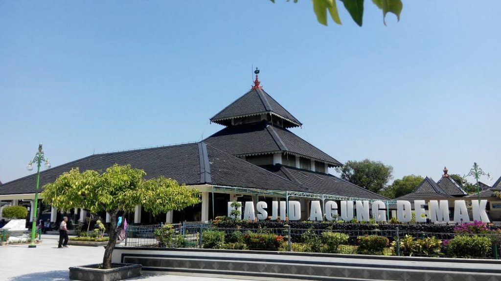 Peran dan Fungsi Masjid Agung Demak Pada Zaman Dulu – DINAS PARIWISATA DEMAK