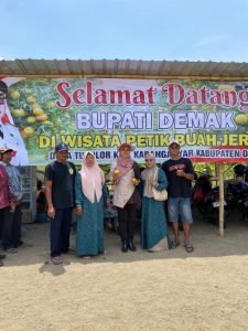 Read more about the article Wisata Petik Jeruk Karanganyar Demak